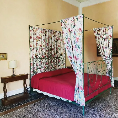 Palazzo Tucci Residenza D'epoca Nocleg ze śniadaniem Lukka