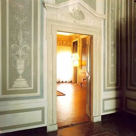 Palazzo Tucci Residenza D'epoca Nocleg ze śniadaniem 4*