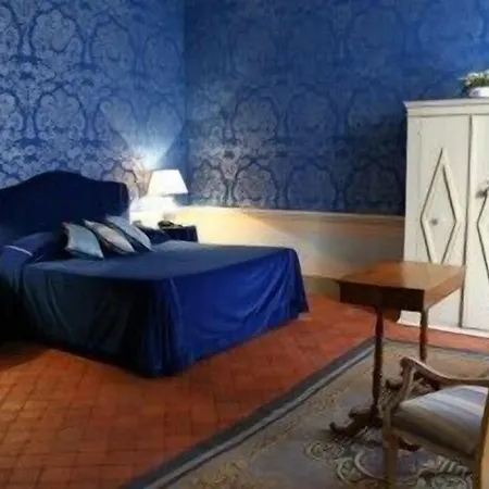 Palazzo Tucci Residenza D'epoca 4* Lukka