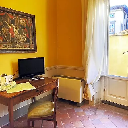 Bed & Breakfast Palazzo Tucci D'epoca 4*