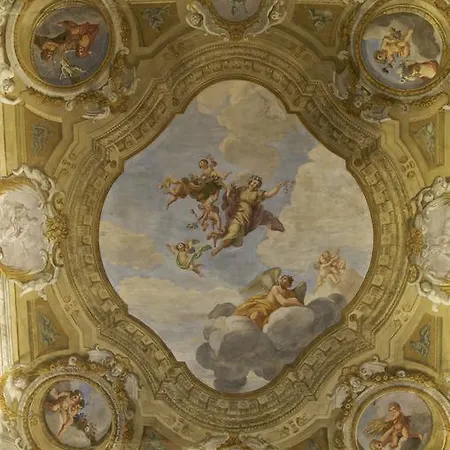 Palazzo Tucci Residenza D'epoca 4*