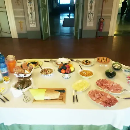 Palazzo Tucci Residenza D'epoca Nocleg ze śniadaniem Lukka