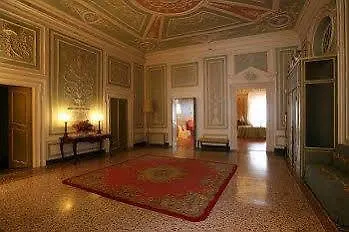 Bed & Breakfast Palazzo Tucci D'epoca 4*
