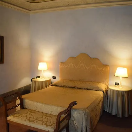 Palazzo Tucci D'epoca