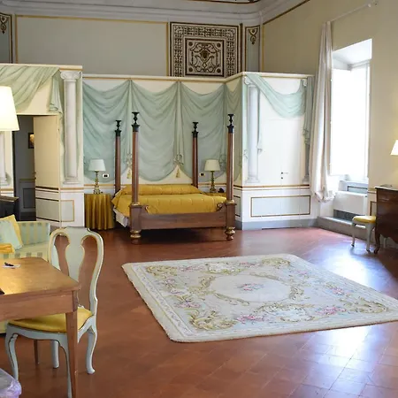 Nocleg ze śniadaniem Palazzo Tucci Residenza D'epoca Lukka
