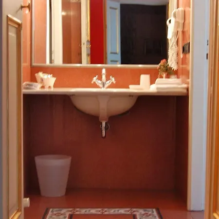 Bed & Breakfast Palazzo Tucci D'epoca 4*