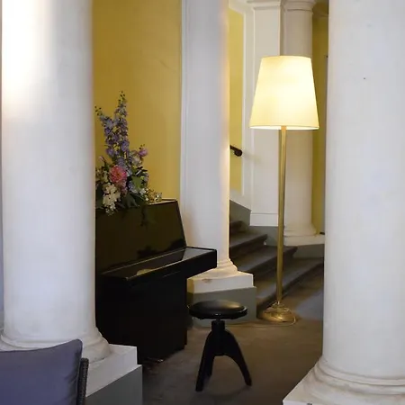 Palazzo Tucci Residenza D'epoca